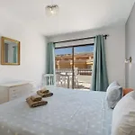 Holiday home 3 Bedrooms With Views