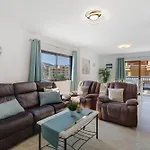 펜션 3 Bedrooms With Views *