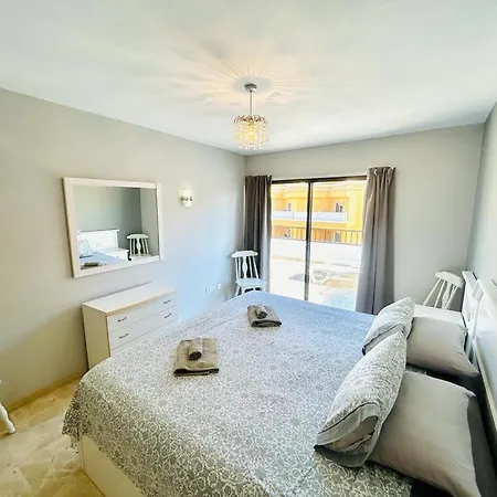 3 Bedrooms With Views *