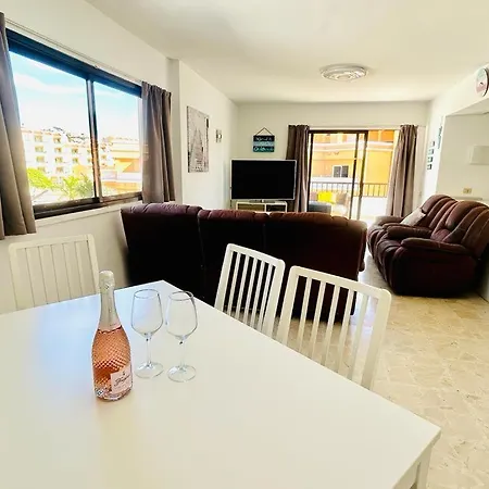 3 Bedrooms With Views *