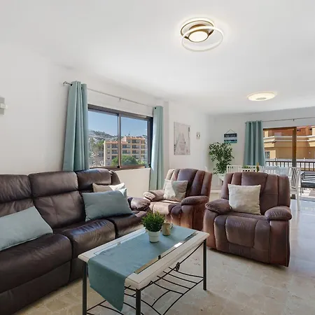 펜션 3 Bedrooms With Views