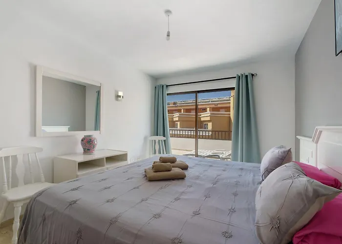 3 Bedrooms With Views Будинок відпочинку *